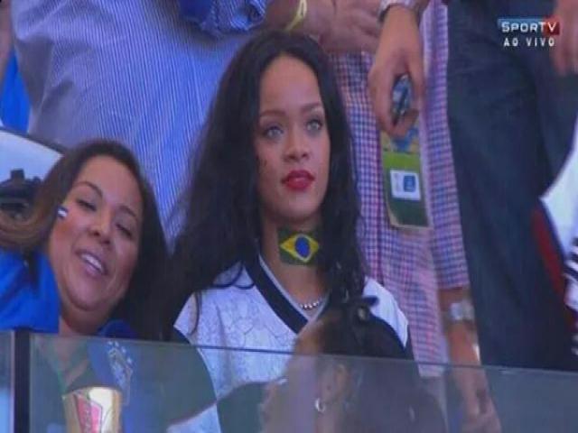 photo RIHANNA: TU SAIS QUE LE BRÉSIL N'EST PAS EN FINALE ?