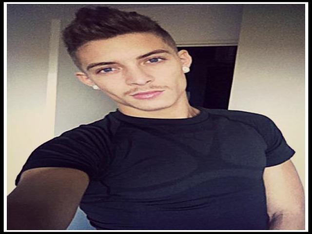 photo article [ - 18 ANS ] KENZO CASTILLO : ÉTOILE MONTANTE DU X GAY